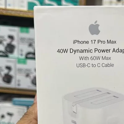 iPhone 17 Pro Max 40W Dynamic Power Adapter and Cable Set